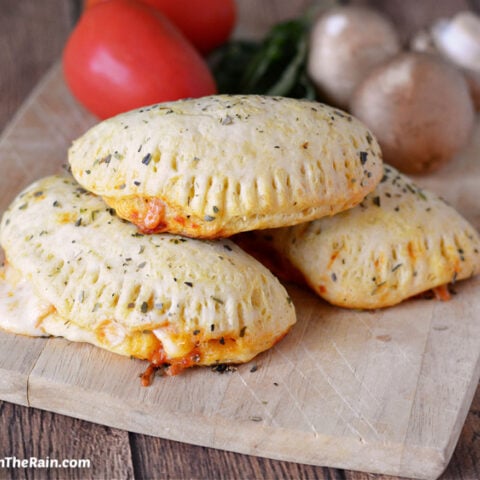 Homemade Pizza Pockets-image