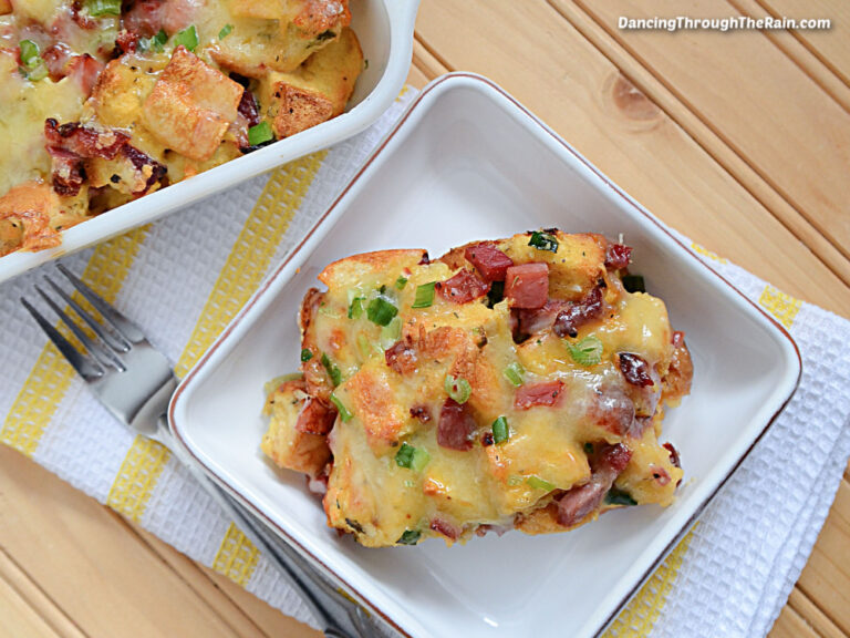 Cheesy Ham Breakfast Casserole (Easy Leftover Ham Recipe)
